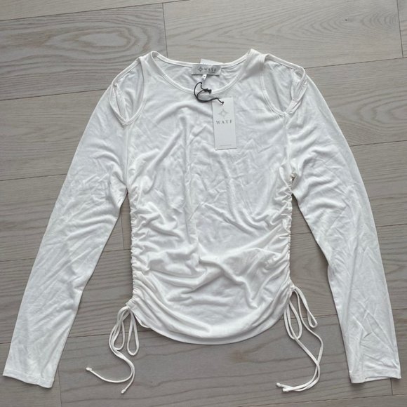 WAYF Cold  Shoulder Long Sleeve Top White - Picture 1 of 2